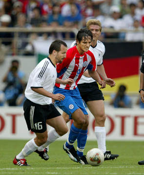 Jens Jeremies, Tyskland, Roque Santa Cruz, Paraguay och