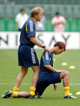 Fredrik Ljungberg, Sverige får massage