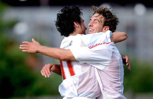 Andreas Yacob och Christos Christoforidis, Assyriska, jublar
