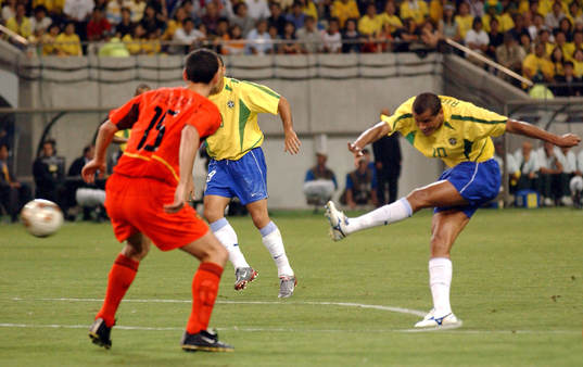 Rivaldo, Brasilien gör 1-0