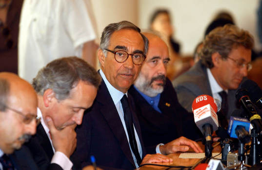 Carraro. Presskonferens
