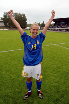 En glad tvåmålsskytt; Anna-Maria Eriksson