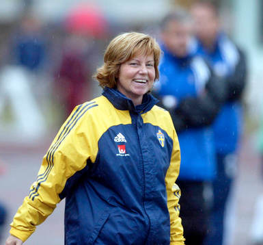 Förbundskapten Marika Domanski Lyfors glad