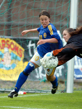 Hanna Ljungberg, Sverige och Johanna Lindell, Finland