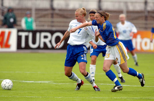 Anne Mäkinen, Finland och Therese Sjögran, Sverige