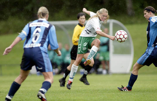 Carina Turesson, Trion