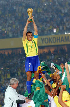 Cafu med pokalen. Brasilien världsmästare. Jubel