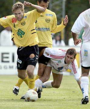 Mathias Rosén, Mjällby och Joel Riddez, Assyriska