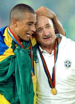 Gilberto Silva kramar om Luis Filipe Scolari, Brasilien