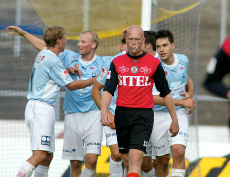 Måljubel Malmö FF, depp Mikael Danielsson, Örebro. Spott