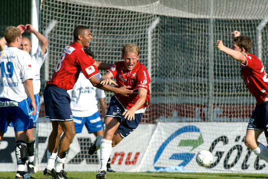 Robert Bengtsson Bärkroth och Afonso Alves, Örgryte, jubel