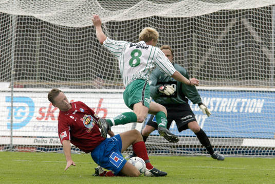 Patrik Karlsson, Öster stoppar Ola Johansson, Frölunda