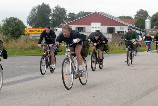 Rögle cyklar från Ängelholm till Kivik. På bilden Pelle