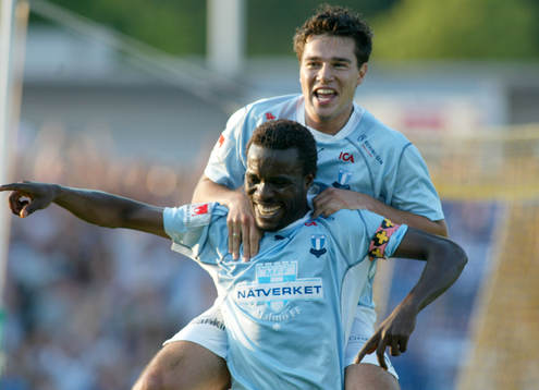 Peter Ijeh grattas av Gudmunder Mete,  Malmö FF