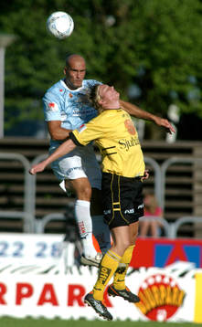 Daniel Majstorovic nickduellerar med Andreas Drugge