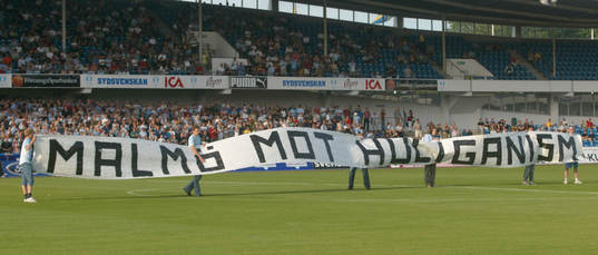 Mot huliganism
