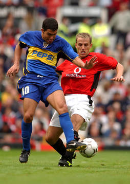 Carlos Tevez, Boca Juniors och Phil Neville, Manchester
