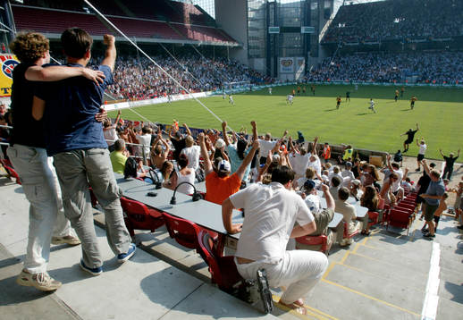 Idrottsparken, läktare, jubel, glädje. Supporters