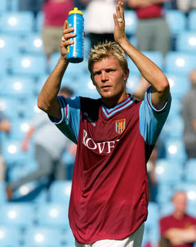 Fotboll, Premier League (Engelsk Liga), Aston Villa -