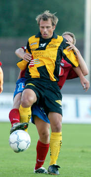 Jonas Axeldal, Häcken, tas omhand