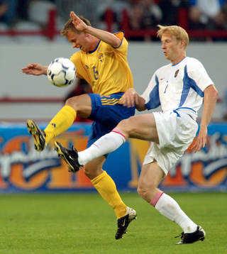 Tobias Linderoth, Sverige i en närkamp med Igor Yanovski,