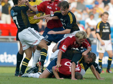 Stökigt när AIK och OIS spelade 1-1