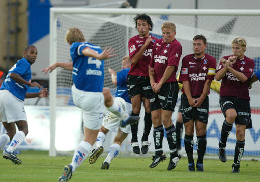 Fotboll, Allsvenskan, Halmstad - Norrköping : Mur