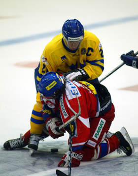 Jörgen Jönsson trycker ner en tjeckisk back