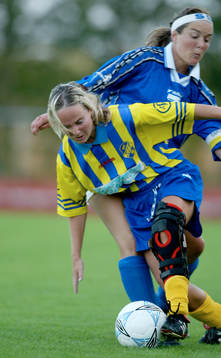 Knäskydd, tackling, dribbling