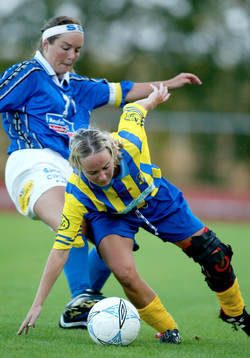 Tackling, knäskydd, dribbling