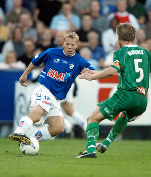 Robert Andersson, Halmstad försöker dra bort Fredrik