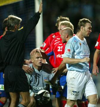 Fredrik Larsson, Helsingborg klappas om