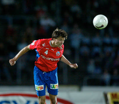 Mikael Gustavsson, nick