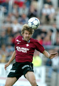 Mikael Ström nickar. Nick