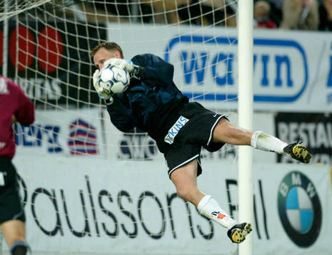 Mats Svensson, målvakt. Målvaktsräddning, räddning,