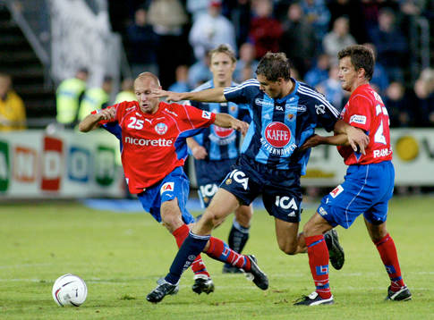 Johan Elmander mot Tommi Grönlund och Kenneth Rasmussen