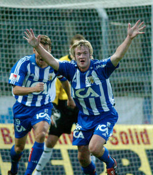 Dennis Jonsson jublar. Jubel