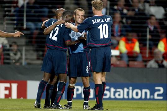 Fredrik Ljungberg, Arsenal klappas om