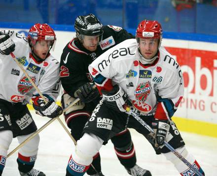 Magnus Wernblom, Modo, håller David Petrasek, Malmö,