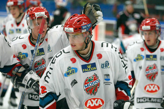 Joakim Lindström, Modo, gjorde 2-2 målet. Men när han