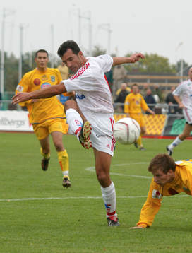 Edmond Lutaj, Assyriska
