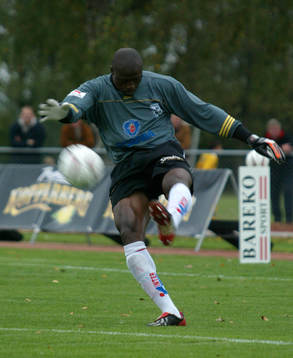 Dembo Touray, målvakt, Assyriska