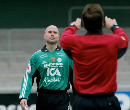 Protest, tillrättavisning, domare, Patrik Feltenmark