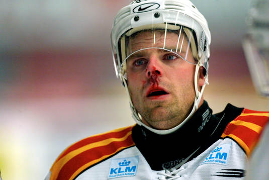 Ove Mohlin, Brynäs, skadad, skada, blod