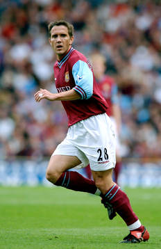 Öyvind Leonhardsen, Aston Villa