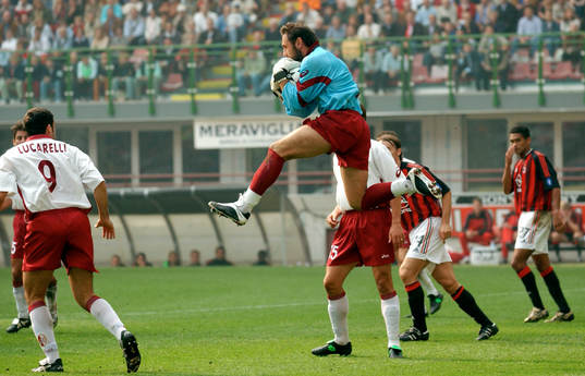Bucci, målvakt, Torino
