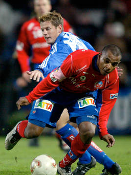 Alvaro Santos, Helsingborg tar sig förbi Martin Eriksson,