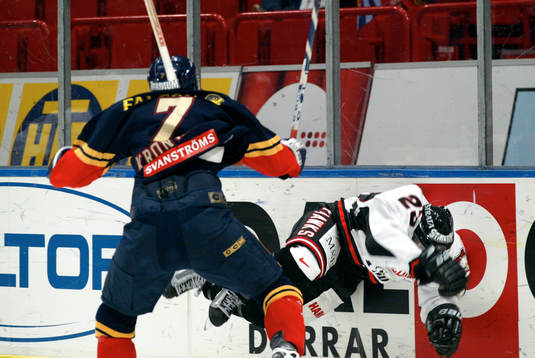 Niklas Kronwall, Djurgården och Tomas Sjögren, MIF
