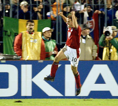 Michael Owen, England jublar