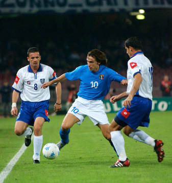 Pirlo, Italien  och Majatovic, Jugoslavien